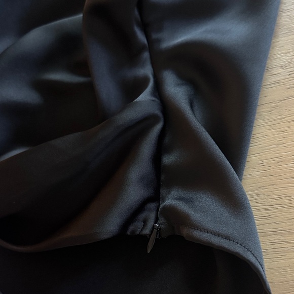 House of Harlow 1960 Black Satin Blouse - Picture 7 of 7